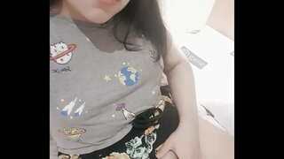 Sluty teen bideo bat grabatzen bere aita