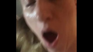 Byen bonè nan maten pip ak sèks ak blond surprise MIlF